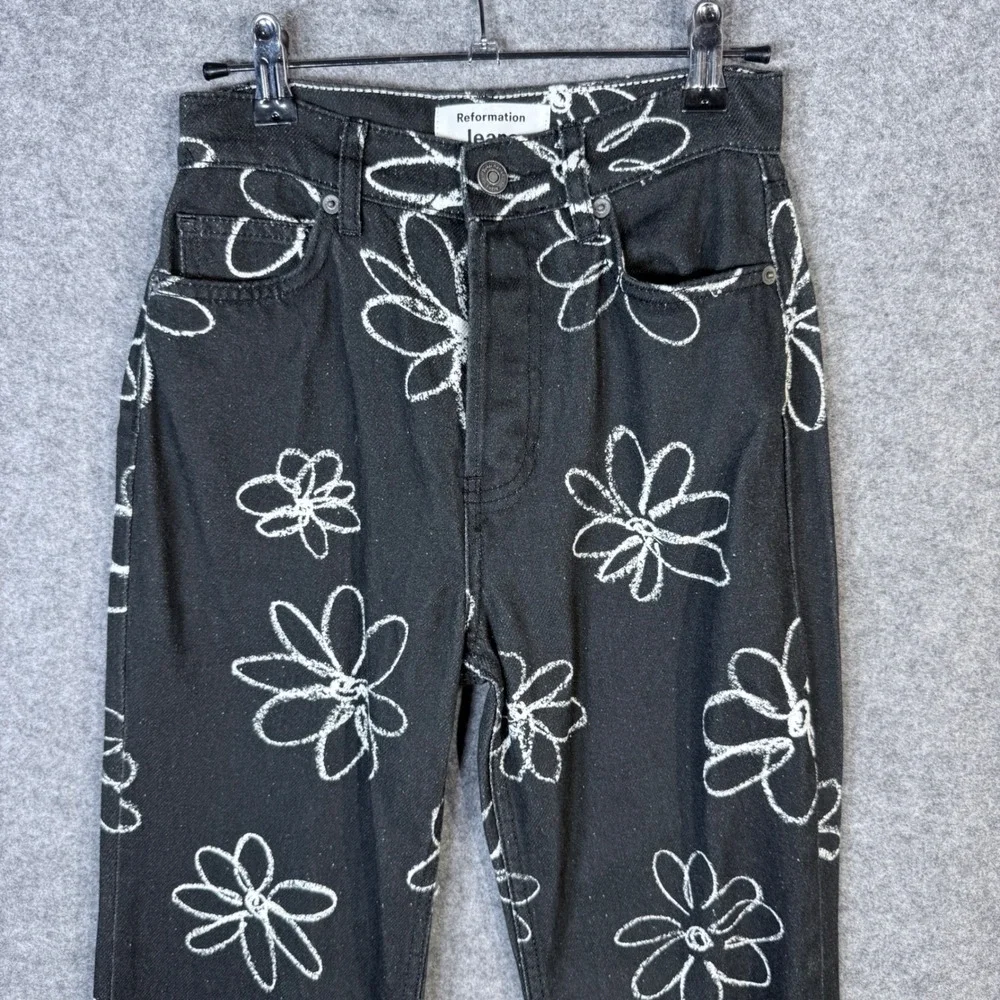 Reformation‎ Jeans 23 Daisy High Rise Straight Long Floral Black Denim